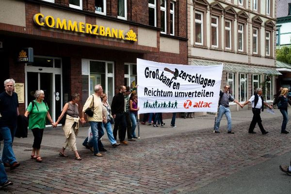 Aktion vor Commerzbank Aktion vor Commerzbank
